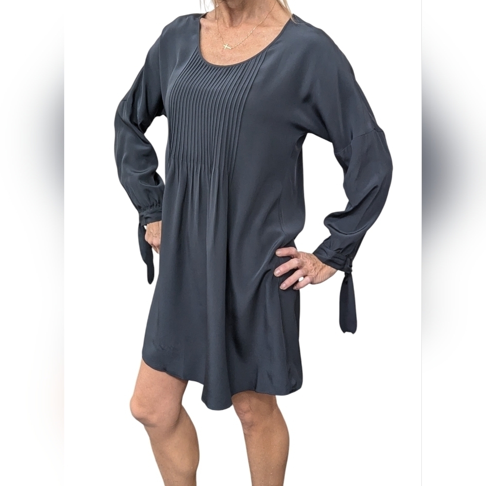 Madison Marcus 100% Silk Charcoal Pintuck Shift Mini Dress Size S